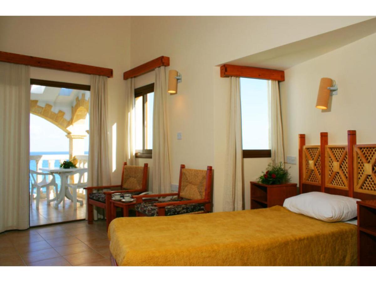 Topset Hotel Agios Georgios  Extérieur photo