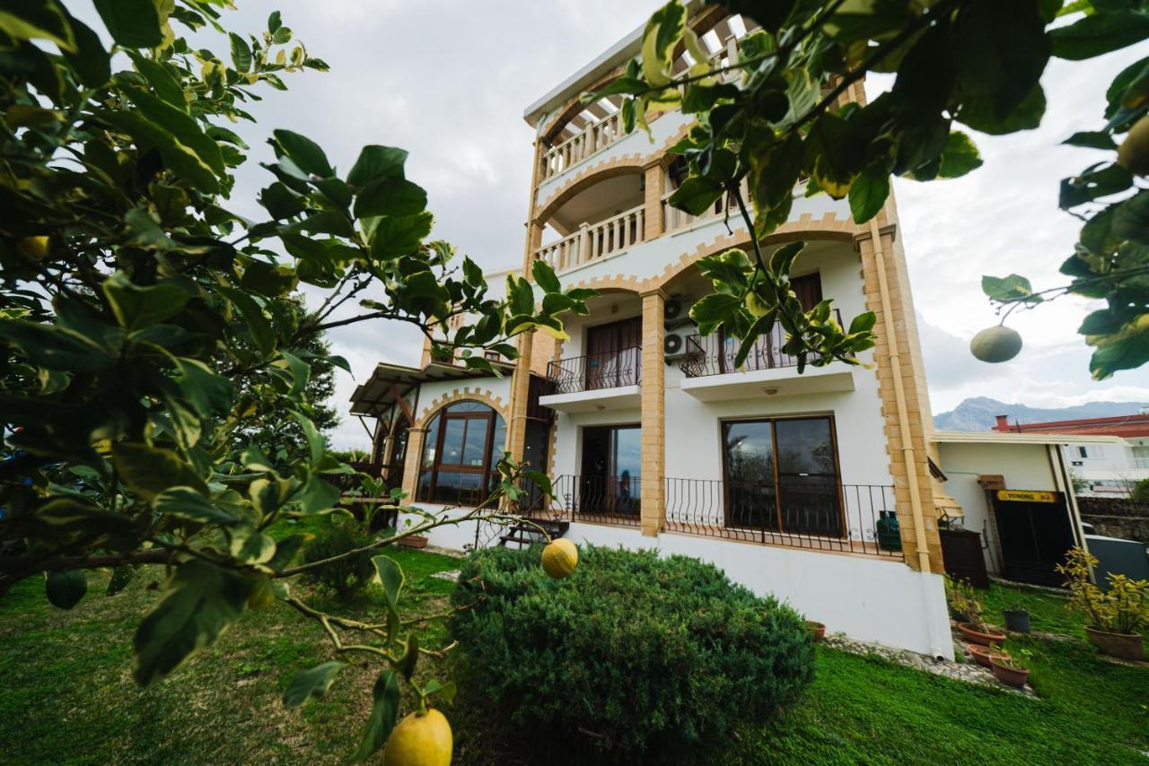 Topset Hotel Agios Georgios  Extérieur photo