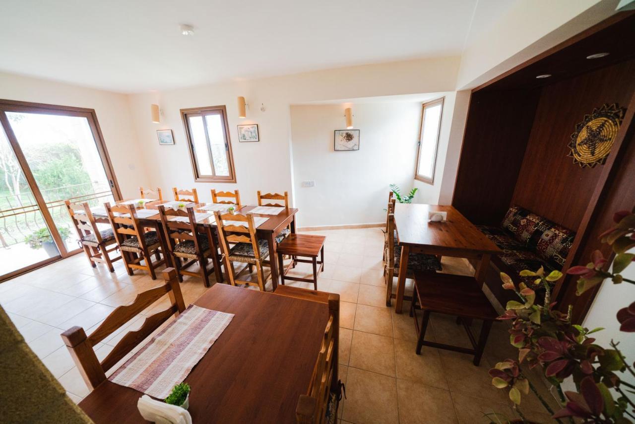 Topset Hotel Agios Georgios  Extérieur photo
