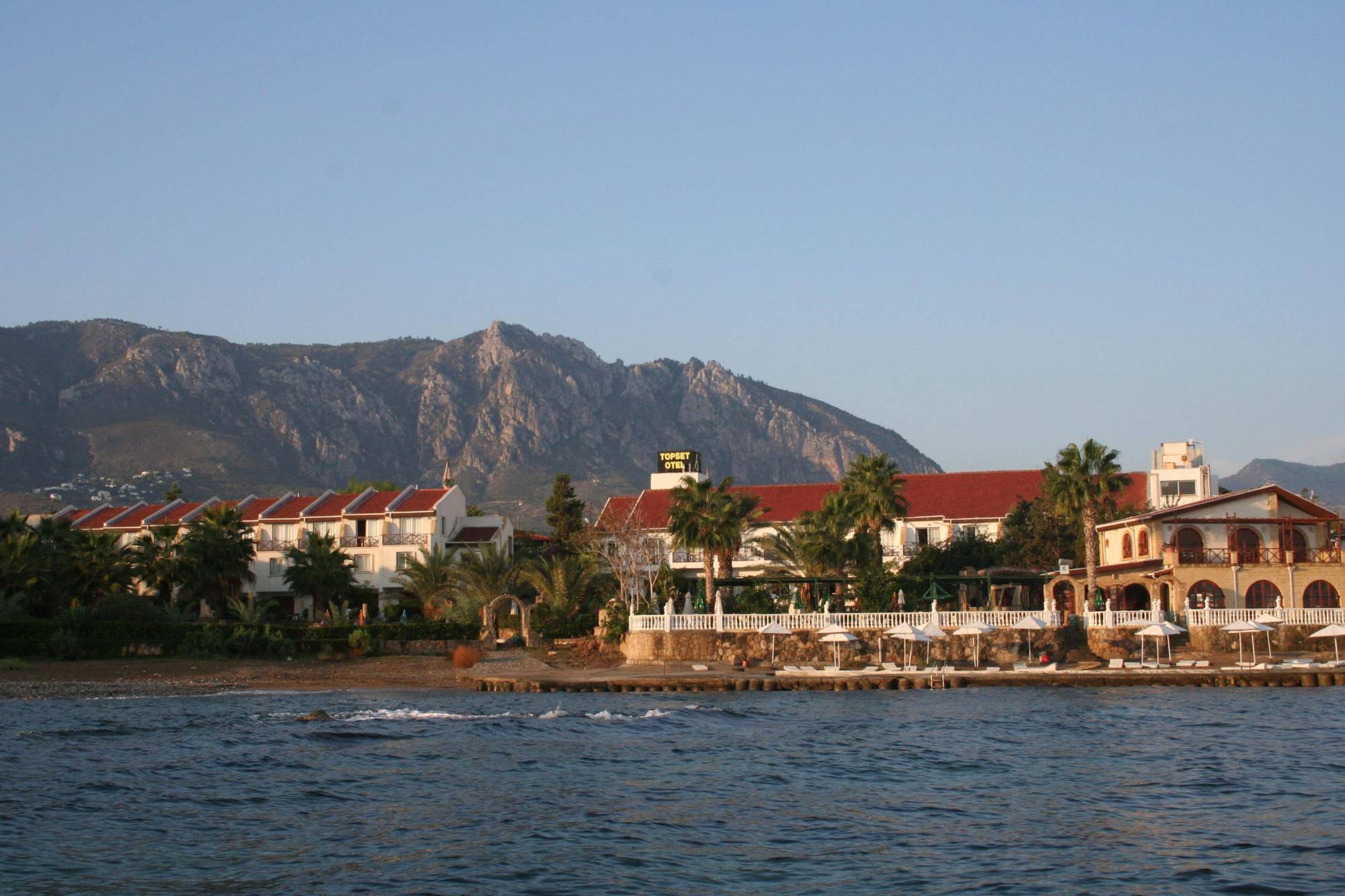 Topset Hotel Agios Georgios  Extérieur photo