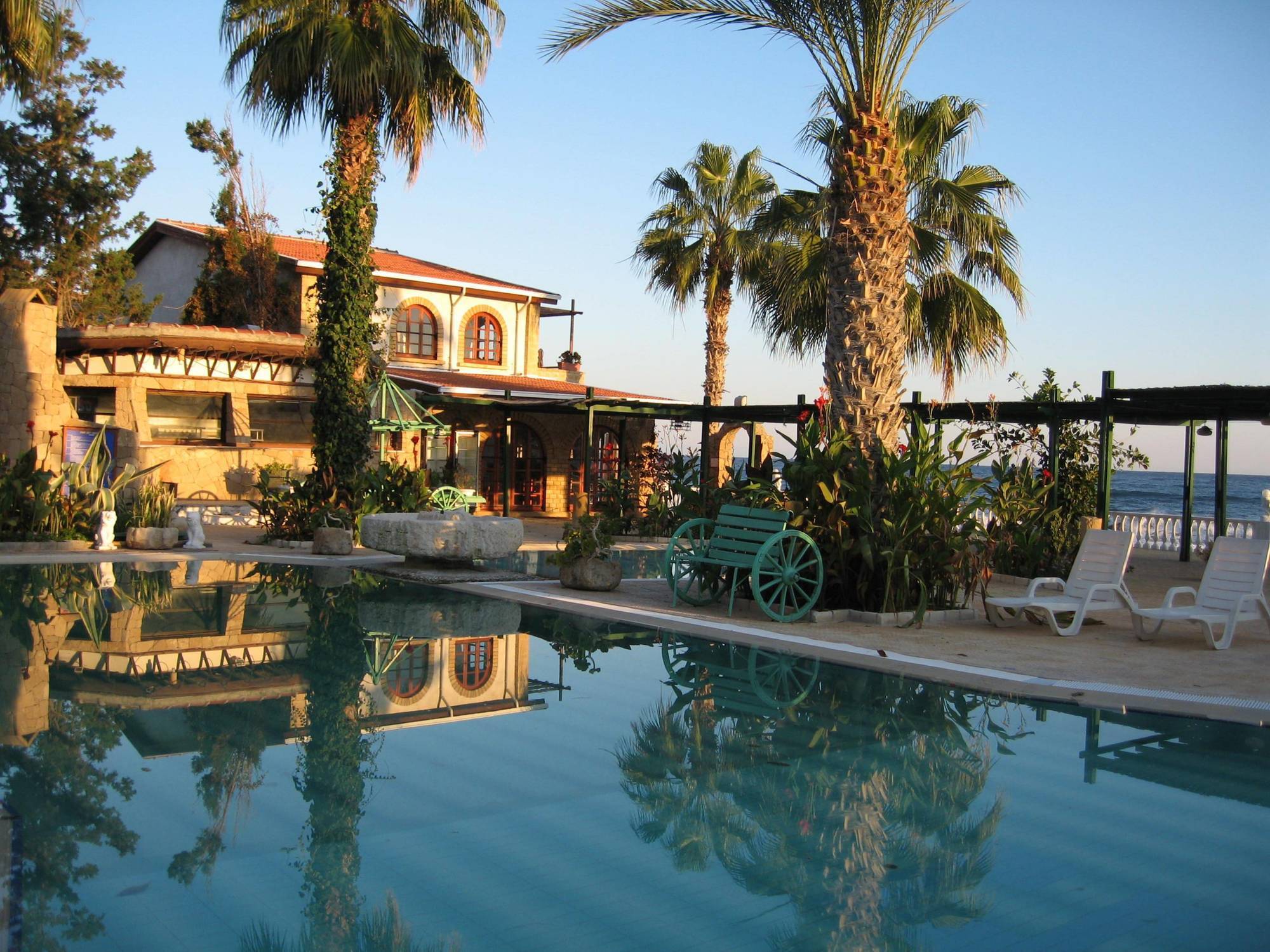 Topset Hotel Agios Georgios  Extérieur photo